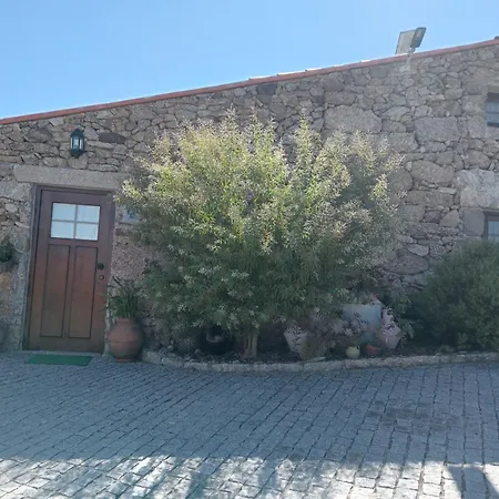 ホリデーパーク Eiras Do Dao ペナルヴァ・ド・カステロ