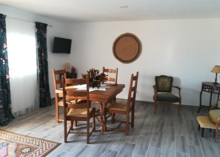 Eiras Do Dão Aldeamento Turístico