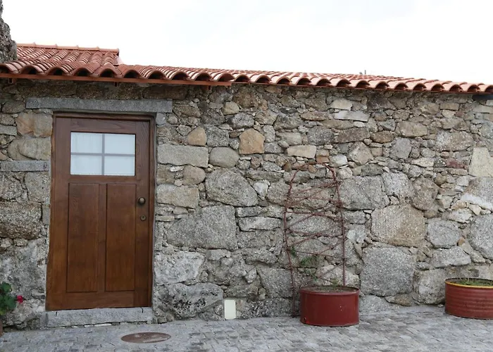 Eiras Do Dão Aldeamento Turístico *